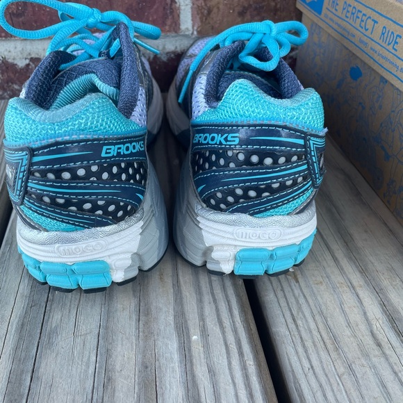 Women’s Brooks Adrenaline GTS 13 Running Shoes Size 6.5 Wide - Picture 7 of 12